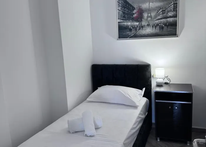 Guest Pro Albania Appartement *